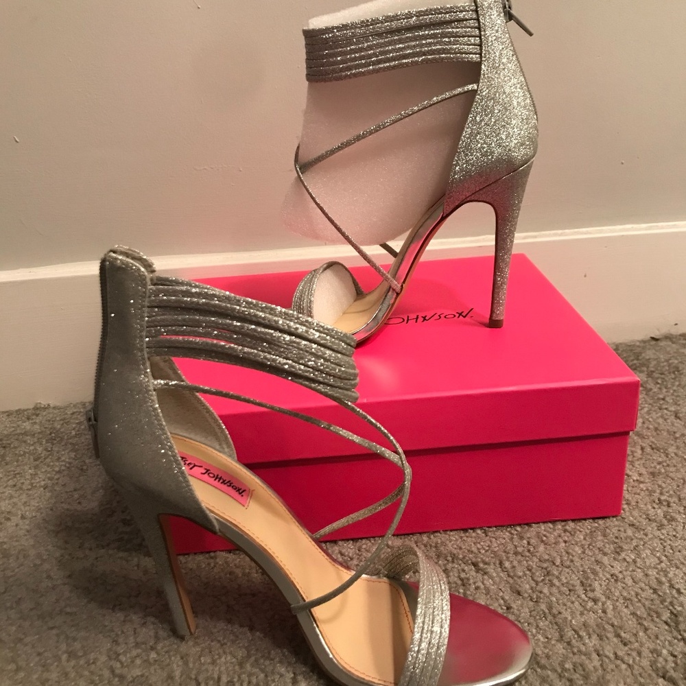 Betsey Johnson Brand New Silver Heels